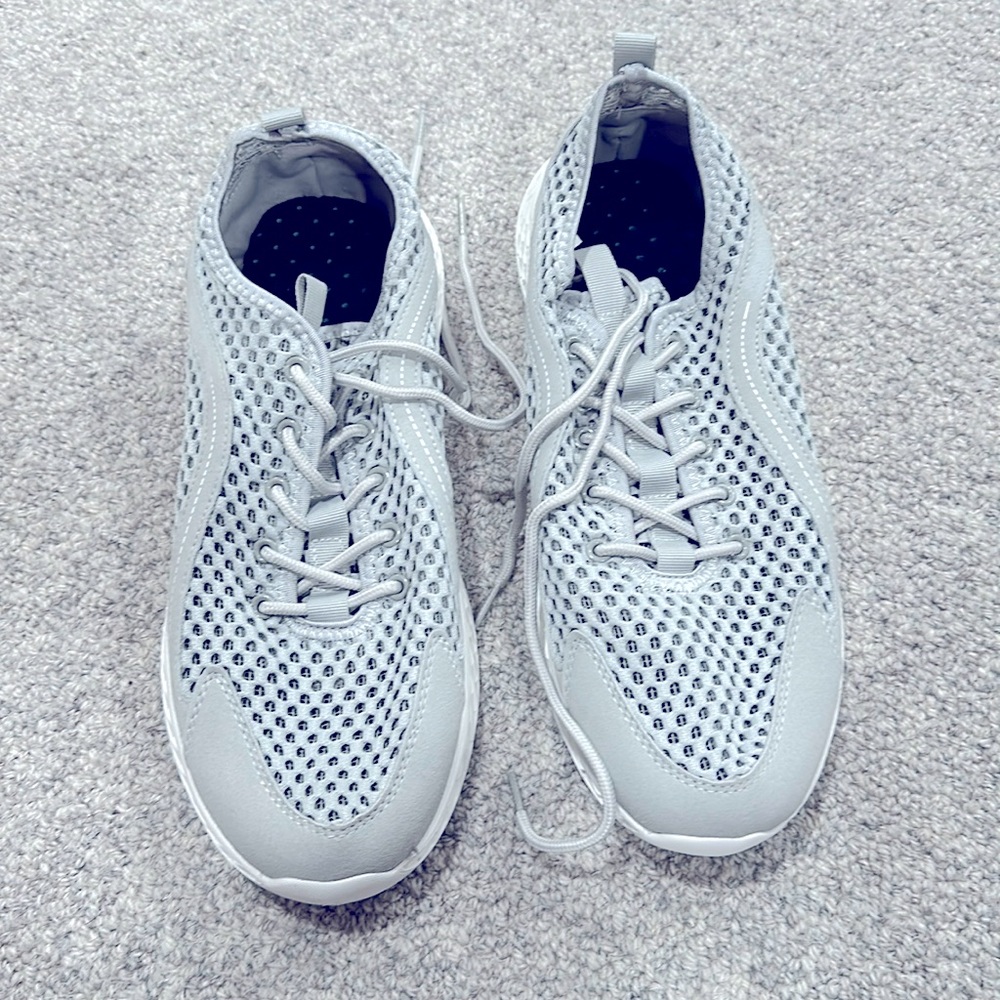 New Men’s water shoe